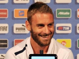 Musel jsem si ho najít na internetu, přiznal De Rossi o novém trenérovi