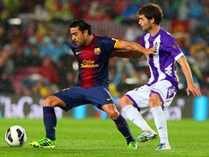 Vedoucímu Realu se postaví rozjeté Levante, sestupem ohrožený Valladolid bude chtít zaskočit druhou Barcelonu