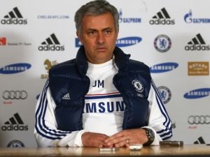 Mourinho stále tvrdošíjně odmítá, že je Chelsea favoritem na zisk titulu