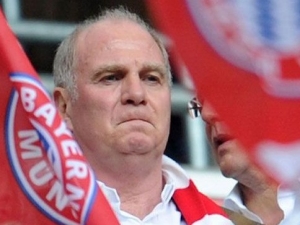 Šéf Bayernu Hoeness na daních zatajil mnohem víc, než bylo známo