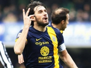 Mistrovství světa? Proč ne, dovolenou jsem si ještě nerezervoval, říká Luca Toni
