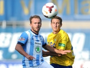 V Gambrinus lize pokračuje bitva o třetí místo, Teplice hostí v přímém souboji o poháry Mladou Boleslav