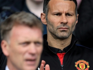 Ryan Giggs by rád dostával více prostoru na hřišti