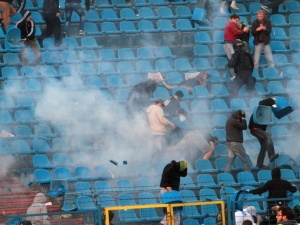 Hooligans zdemolovali Bazaly a znovu ukázali pravou tvář českého fotbalu