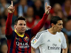 V El Clásicu vyhrála Barcelona díky hattricku Messiho a dvěma proměněným penaltám nad Realem 4:3