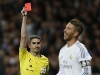Rozhodčí v El Clásicu chybně odpískal první penaltu, u vyloučení Ramose ho zradil pomezní