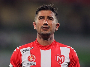 Australský fotbalista Kewell ukončí v dubnu hráčskou kariéru