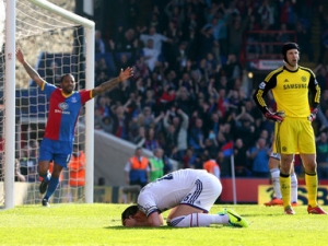 Souhrn 32. kola PL:  Crystal Palace šokoval výhrou nad Chelsea, United otočili utkání s Aston Villou