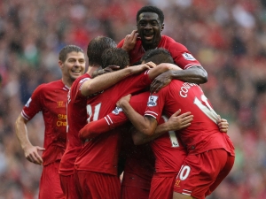 Liverpool porazil Tottenham 4:0 a jde do čela tabulky Premier League