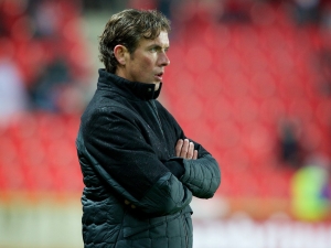 Trenér Slavie Pastoor po prohraném derby nešetřil kritikou