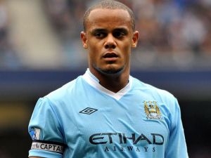 Kompany: Prohra na Anfield Road by neznamenala konec našich nadějí