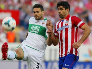 Atlético Madrid porazilo Elche 2:0 a v čele tabulky má šestibodový náskok