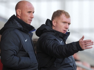 Asistentem Ryana Giggse bude v Manchesteru United Paul Scholes