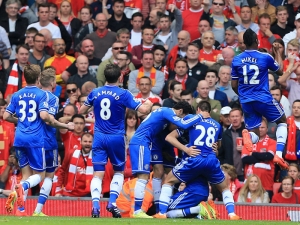 Chelsea dobyla Anfield Road a zdramatizovala souboj o titul