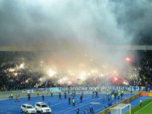 Fotbalová liga na Ukrajině vyvrcholí bez diváků