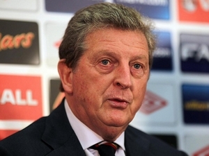 Hodgson zveřejnil mladou nominaci Anglie bez Colea a Carricka