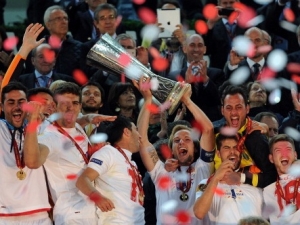 Sevilla se po penaltovém rozstřelu stává vítězem Evropské ligy