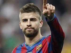 Piqué prodloužil v Barceloně do roku 2019