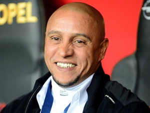 Roberto Carlos na lavičku Granady?
