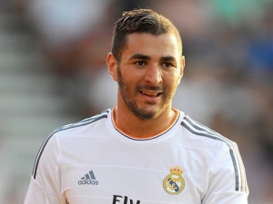 Karim Benzema nehodlá Madrid opouštět a finále Ligy mistrů mohl hrát jen na půl plynu