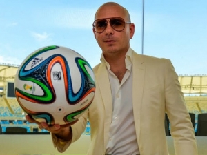 Pro fotbalové MS skládal písně Pittbull i Pelé