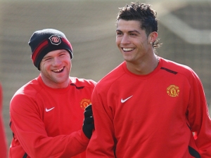 Rooney: Nejsem jako Ronaldo, nehraju fotbal kvůli vlastní slávě 