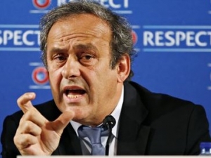 Předseda FIFA Blatter ztratil podporu Platiniho