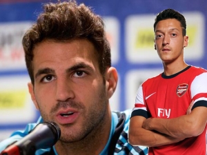 Fabregas: To Mesut Özil byl důvodem, proč jsem se nevrátil do Arsenalu