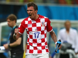 Můžeme se ještě zlepšovat, věří po výhře 4:0 nad Kamerunem chorvatský útočník Mandžukič