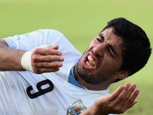 Uruguayský deník se zastal Suáreze, řezník je prý Chiellini 