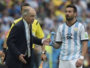Lavezzi v duelu s Nigérií postříkal trenéra, prý byl moc nervózní