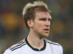 Mertesacker: Chceme úspěch, ne hrát krásný fotbal a vypadnout