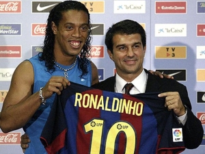 Ronaldinho: Byl jsem 48 hodin od přestupu do Manchesteru United