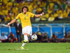 Brazilci postupují po výhře 2:1 do semifinále. V něm jim budou chybět kapitán Silva a zraněný Neymar