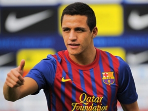 Alexis jen pár hodin od přestupu do Arsenalu