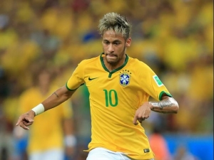 Neymar debakl kamarádů neviděl do konce, radši hrál poker