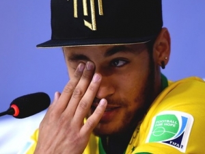 Neymar se bál, že po Zúňigově ráně do zad skončí na vozíčku