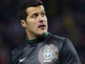 Brankář Júlio César chystá konec v brazilské reprezentaci 