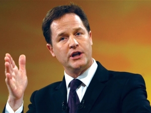 Rusko by nemělo hostit příští MS ve fotbale, říká Nick Clegg 