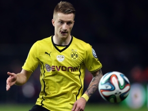 Reus odmítl podepsat s Borussií novou smlouvu. Rummenigge: BVB jej jen stěží udrží