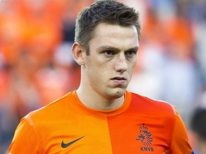 Nizozemský obránce De Vrij přestoupil do Lazia Řím