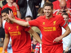 Gerrard: Řekl jsem Suarézovi, že je pro Arsenal moc dobrý. Věděl jsem, že se pro něj Barça vrátí