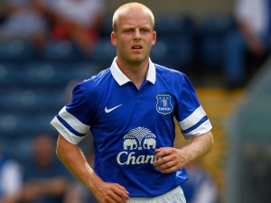 Útočník Evertonu Naismith koupil lístky pro nezaměstnané fanoušky