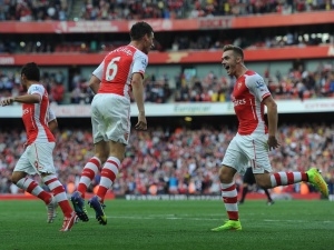 Arsenal vstupuje do Ligy mistrů, v play off začíná na hřišti Beşiktaşe