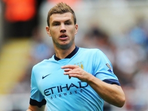 Edin Džeko uvažuje o přestupu do AS Řím