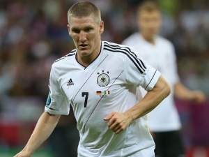 Novým kapitánem německých fotbalistů je Schweinsteiger