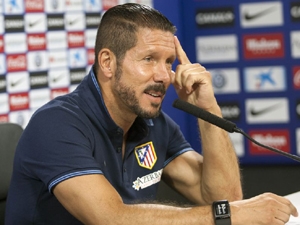 Teď se mi z kádru Realu nejvíc líbí Casillas, řekl před derby trenér Atlética Simeone