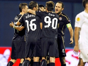 Na úvod Evropské ligy si zastřílely Steaua Bukurešť a PAOK Soluň. Své soupeře znectily šesti góly