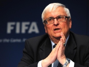 Katar pořádat světový šampionát nebude, tvrdí člen FIFA