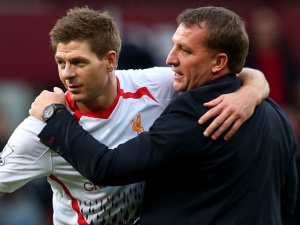 Rodgers vyhlíží zlepšení a brání Gerrarda: O jeho formu nemám žádné obavy
